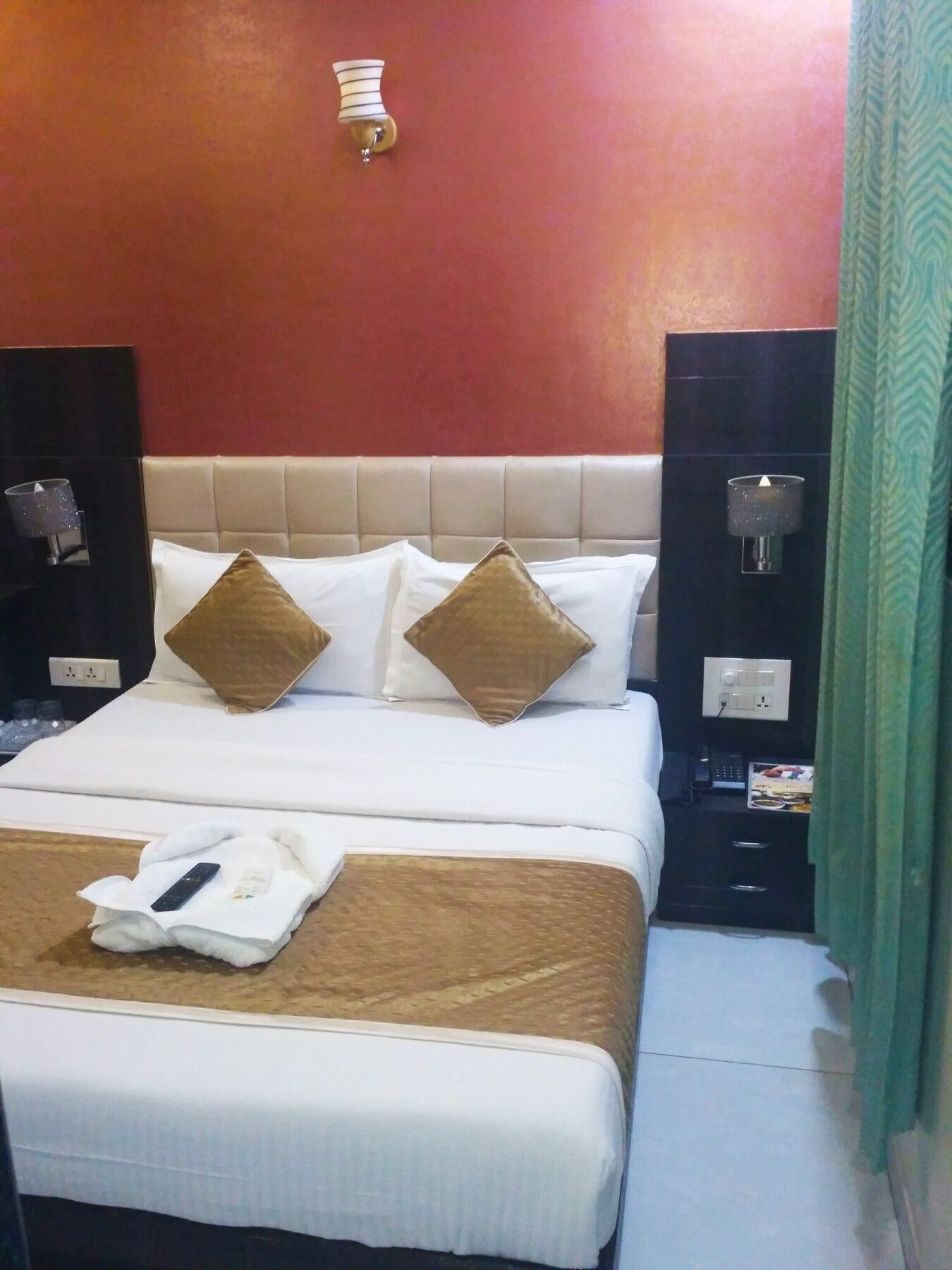 Avenue Mumbai International Airport Hotel Exterior photo